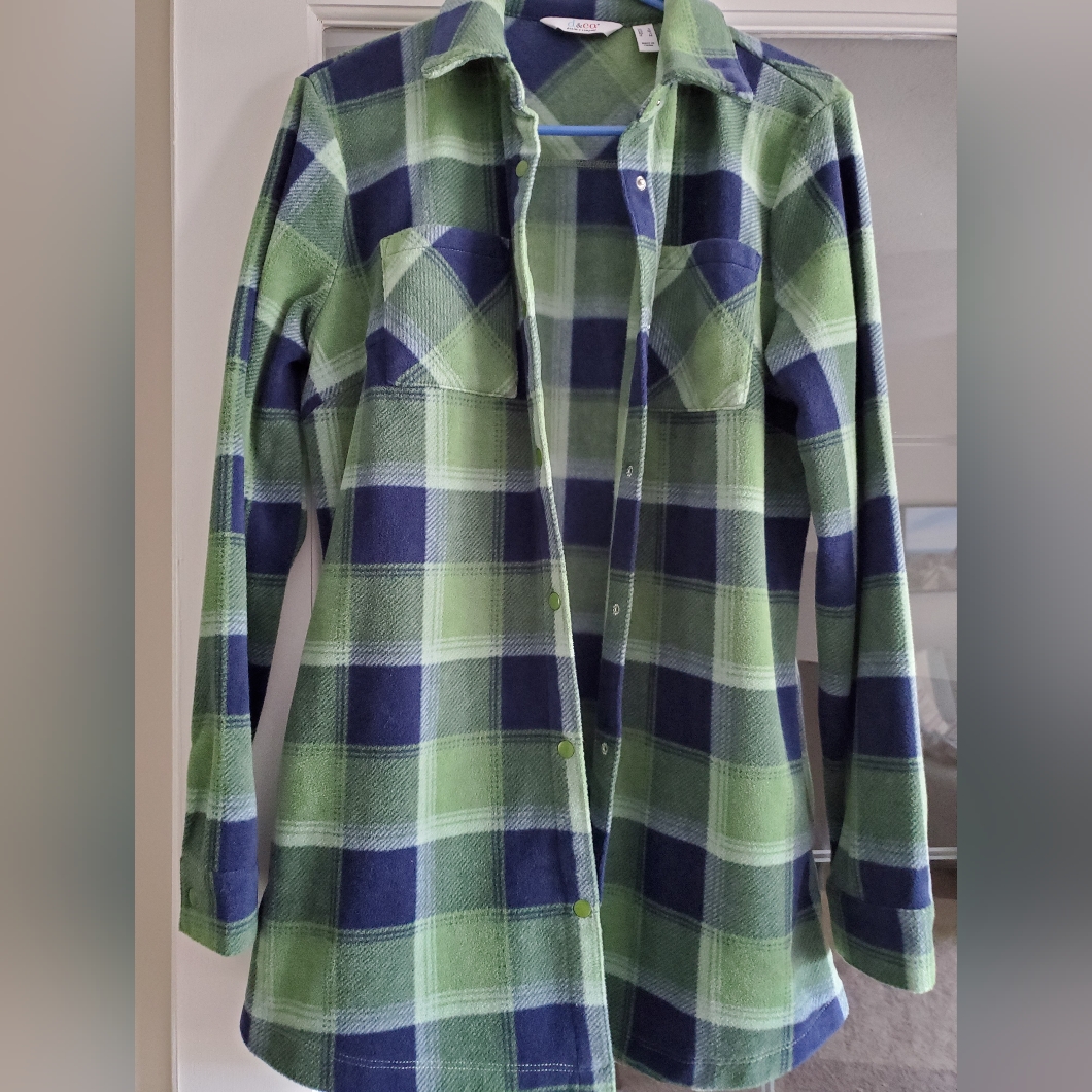 Brand New Denim And Co Micro Fleece Shacket
